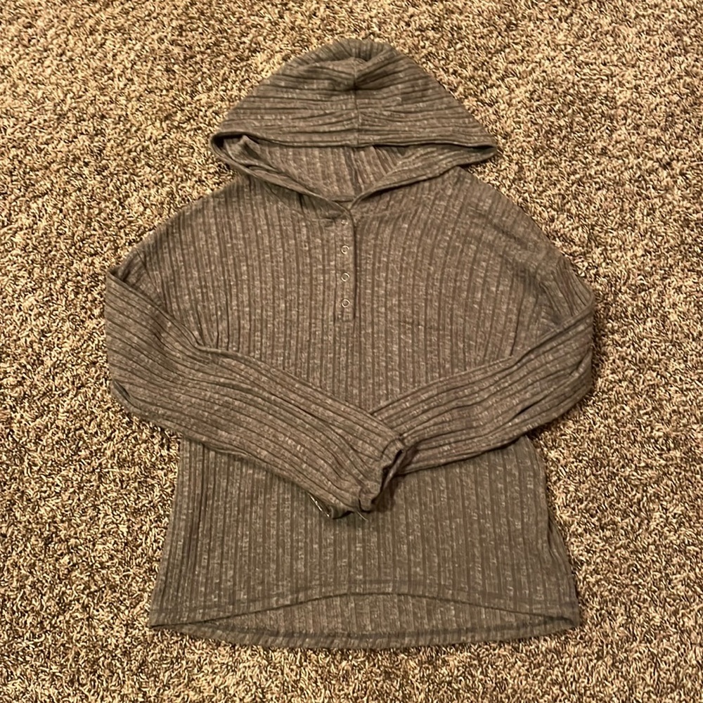 American eagle button up